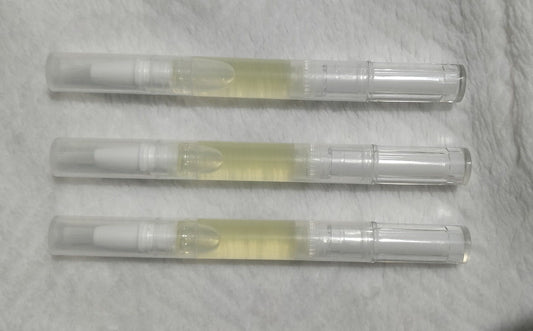 Black Coconut Cuticle Oil Pen