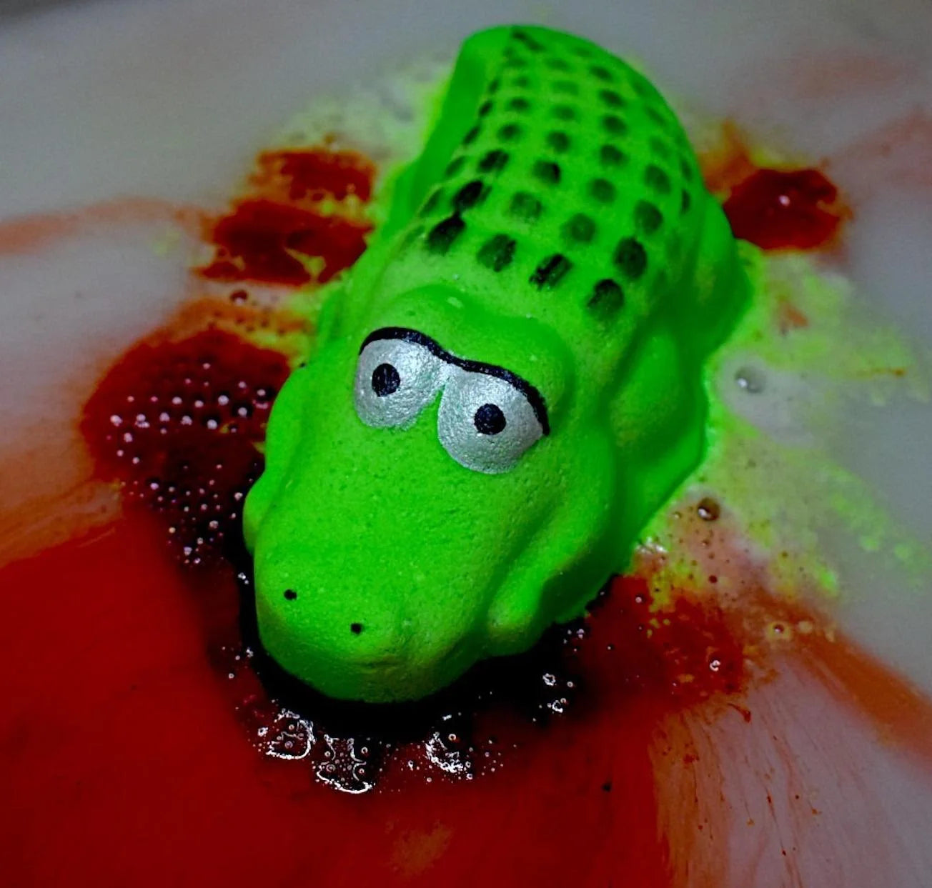 Croc Attack Bath Bomb